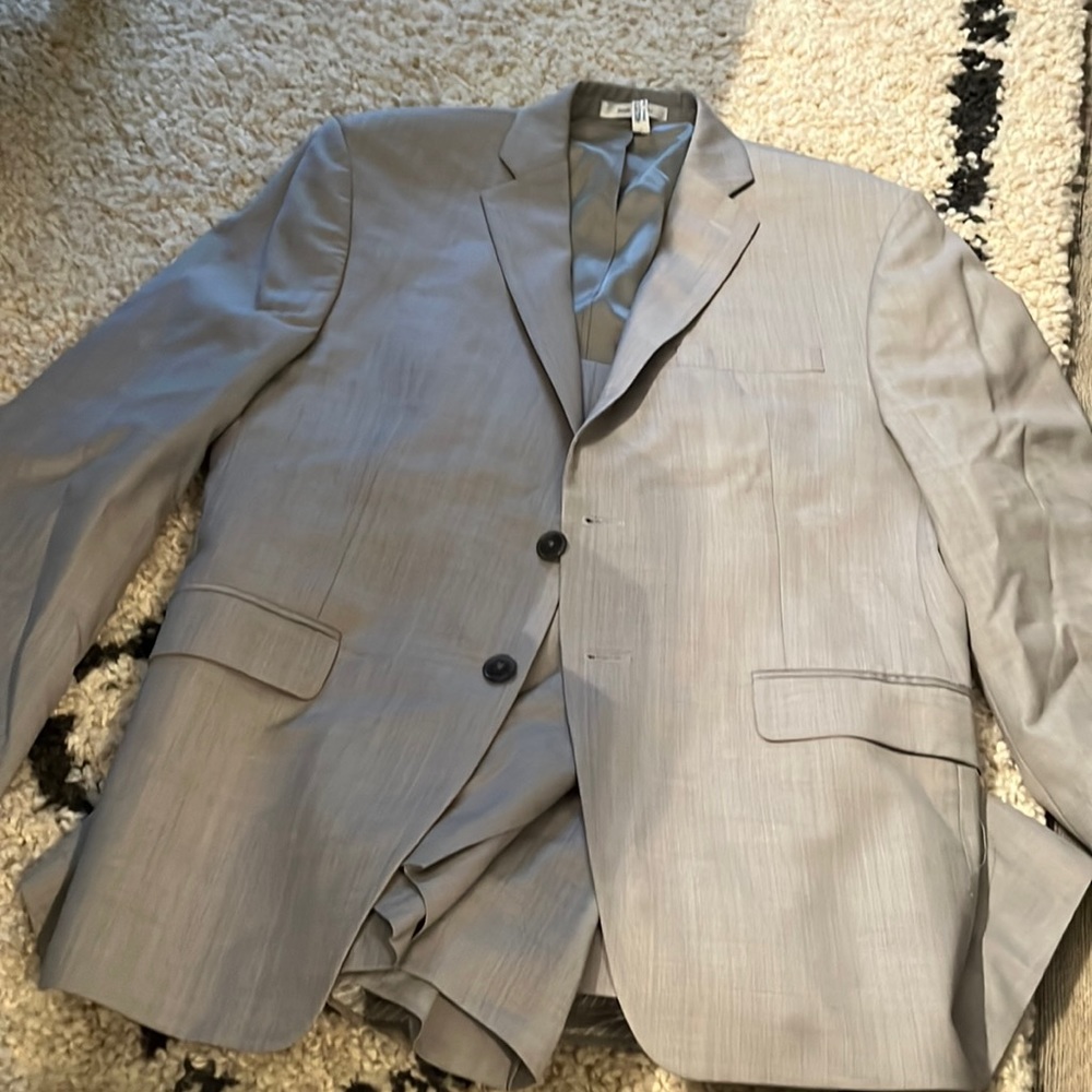 Mens Calvin Klein gray suit 40s